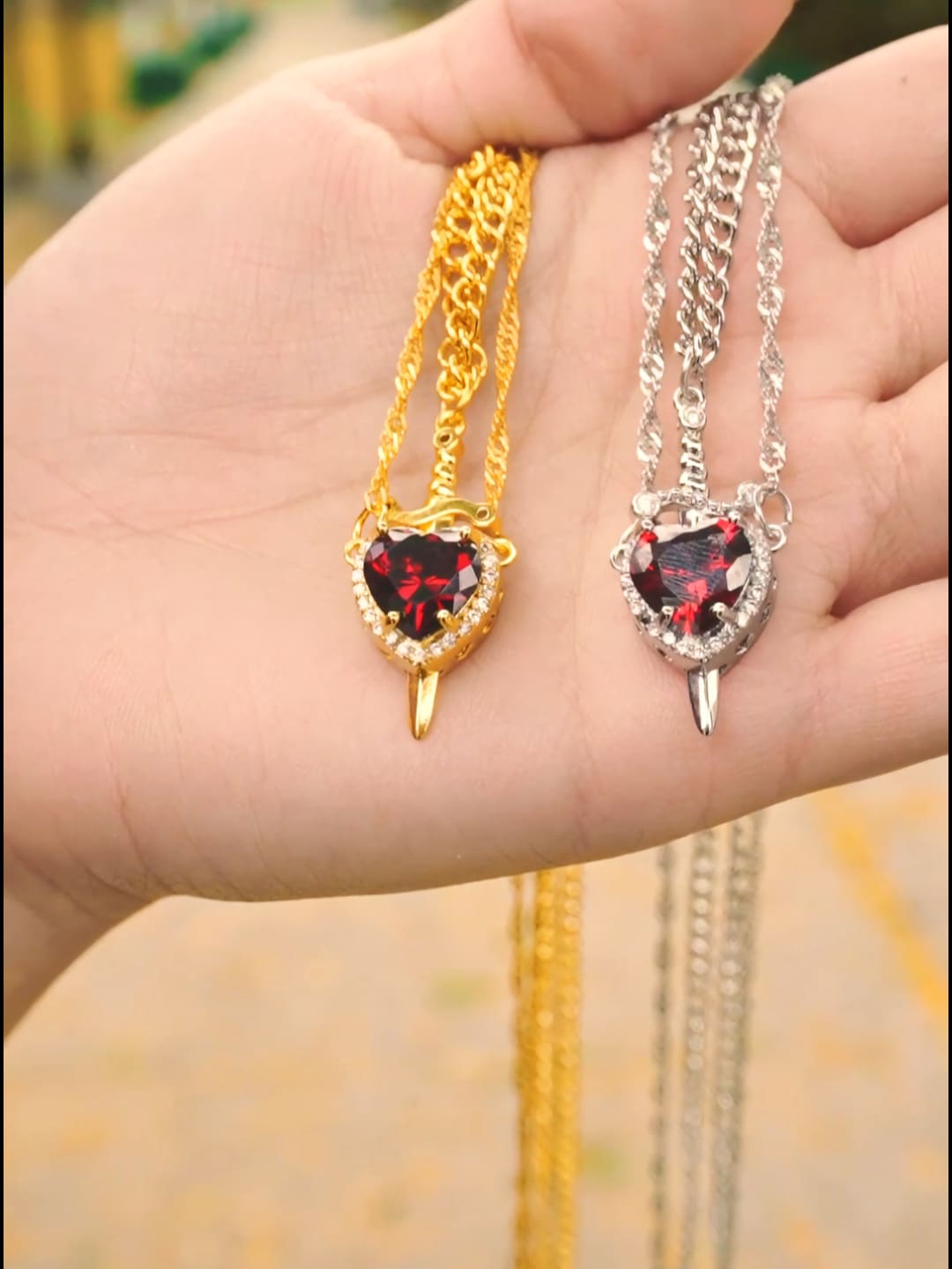 Collar Pareja Corazon + Espada ❤️⚔️